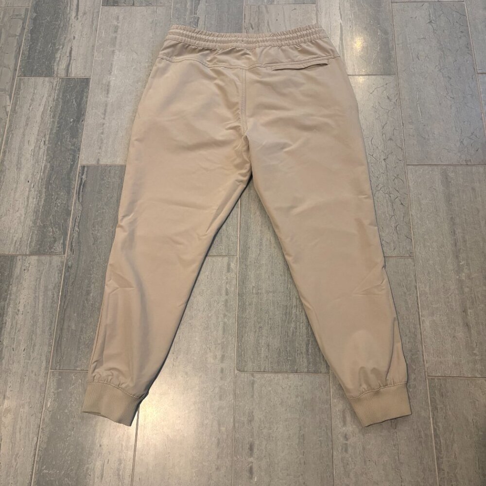 Old Navy StretchTech Go-H2O Water-Repellent Drawstring Joggers Khaki Size Large - Picture 4 of 7